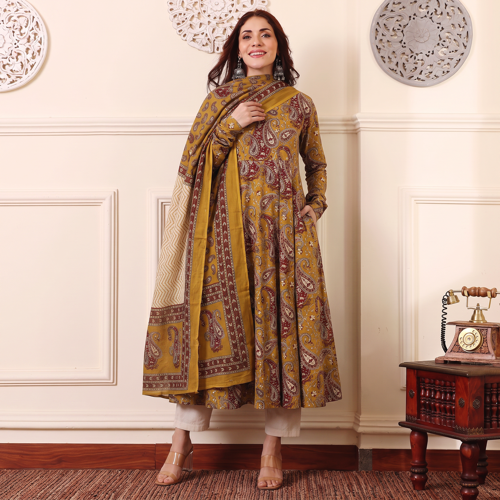 Bhamisha Cotton Set