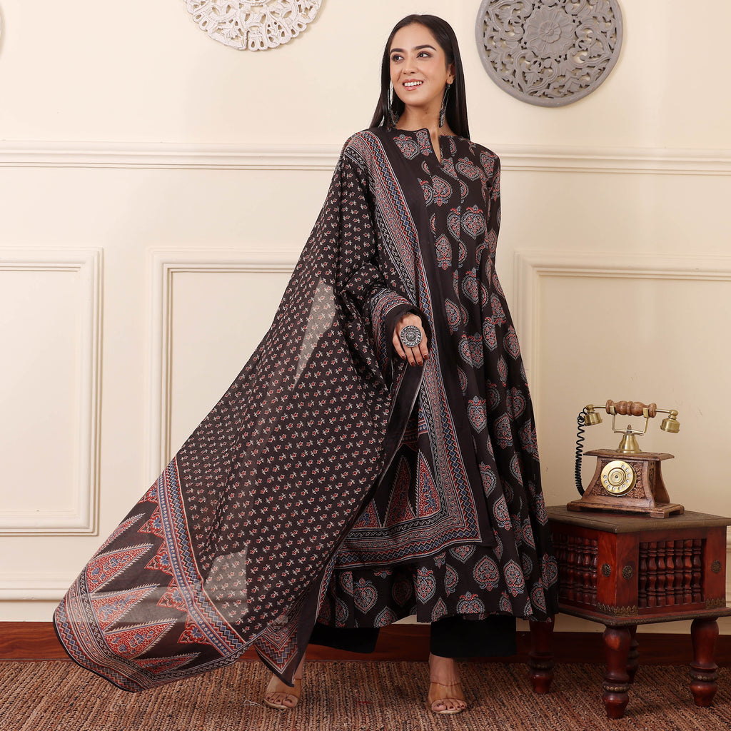 Namira Cotton Set
