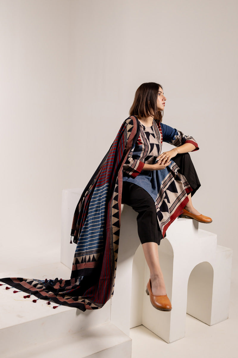 Set of 3 - Kurta, Dupatta & Culotte - Aabaan 03