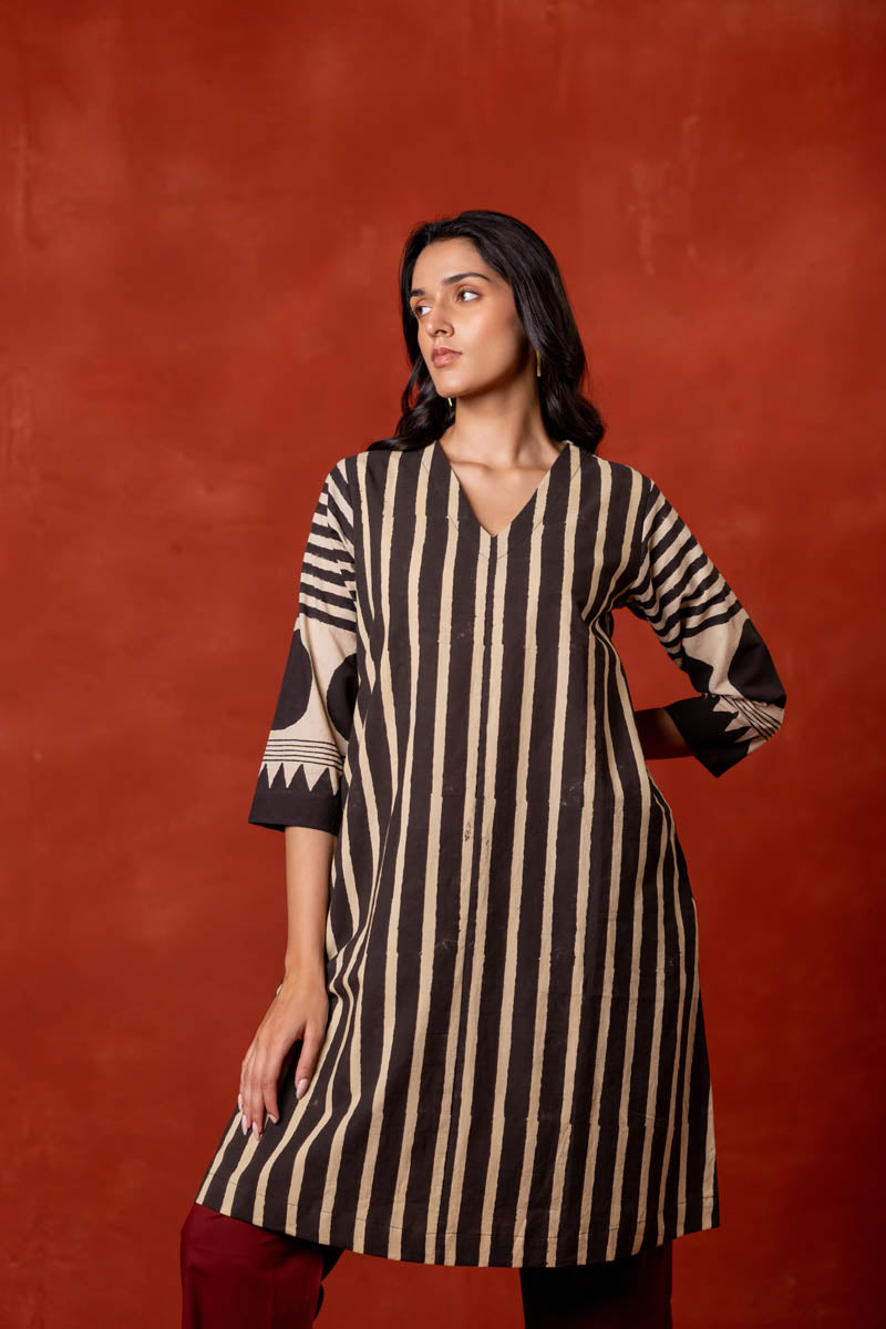 V Neck A-Line Kurta - Aheli