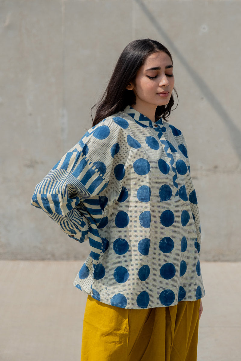 Freesize Anti-fit Top - Indigo Polka