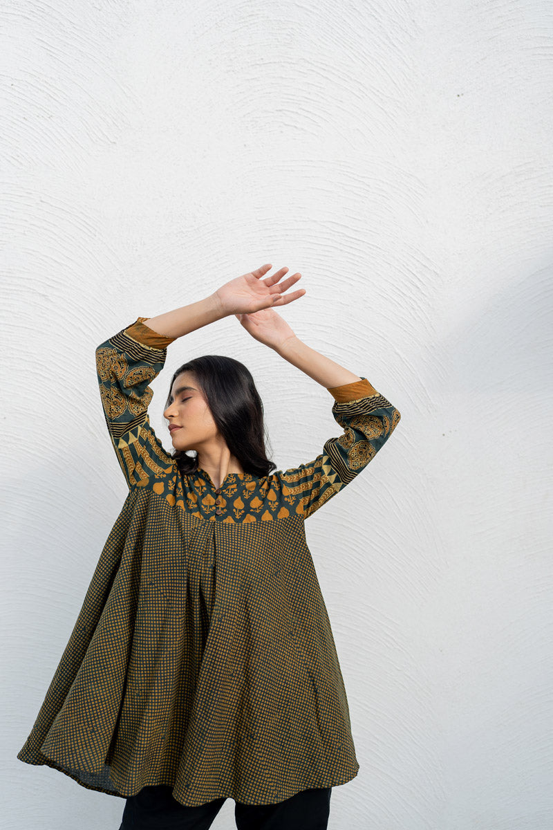 Bias Tunic - Oni Forest Green