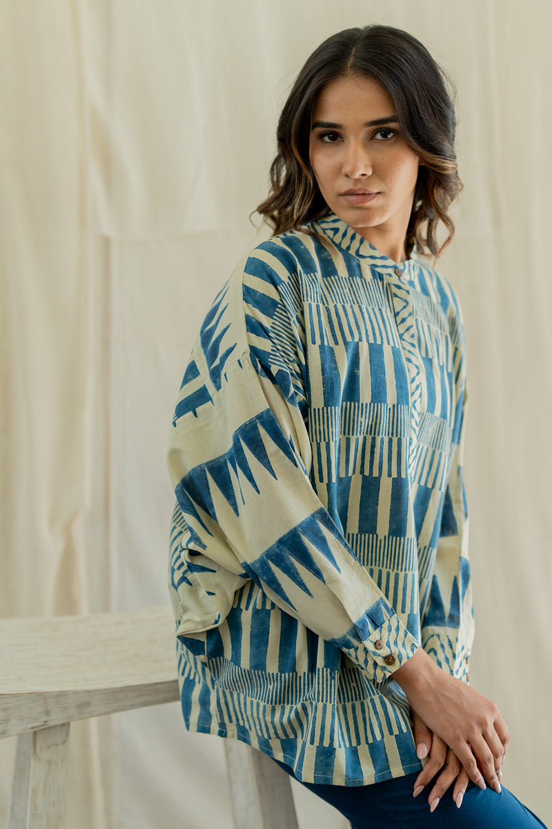 Freesize Anti-fit Top - Indigo Piano stripes