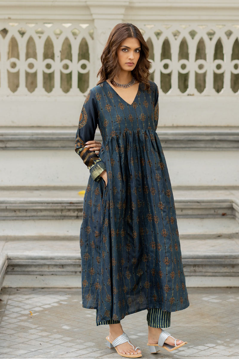 Chanderi Silk V Neck Flared Kurta Set of 2 - Maliha